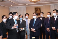 Thủ tướng Phạm Minh Chính gặp đại diện trí thức Việt tại Nhật Bản