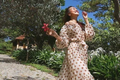 Hà Hồ, Thanh Hằng và dàn sao lăngxê đầm maxi cùng loạt xu hướng hè
