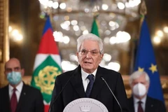 Tổng thống Italy Sergio Mattarella phát biểu với báo giới tại Rome. (Ảnh: THX/TTXVN)