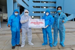 THACO trao tặng hơn 1.000 tỷ đồng chung tay phòng chống COVID-19