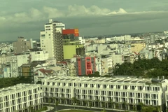 Vốn tín dụng chảy mạnh vào các dự án bất động sản. (Ảnh: PV/Vietnam+)