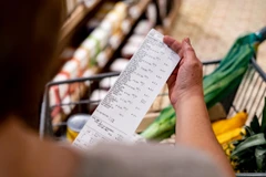 UOB: 76% người tiêu dùng Việt Nam lạc quan về tài chính vào năm 2024