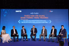 Các đại biểu trao đổi thảo luận tại hội thảo. (Ảnh: PV/Vietnam+)