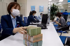 Lãi suất liên ngân hàng tăng mạnh. (Ảnh: PV/Vietnam+)