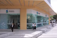 Standard Chartered Việt Nam là ngân hàng đi đầu trong việc thúc đẩy lộ trình phát triển bền vững và giúp các khách hàng, các cơ quan chức năng và nền kinh tế nói chung thúc đẩy các mục tiêu phát triển bền vững. (Ảnh: PV/Vietnam+)