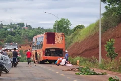 Hiện trường vụ tai nạn. (Ảnh: TTXVN phát)