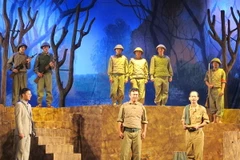 Vở Đêm trắng khắc họa thành công hình tượng Bác Hồ trên sân khấu. (Nguồn: bvhttdl.gov.vn)