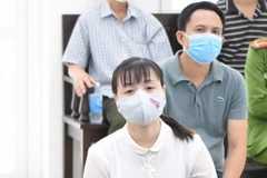 Hai bị cáo tại tòa. (Nguồn: laodong)