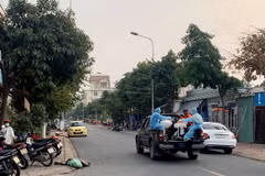 Ngành Y tế tỉnh Bình Dương triển khai công tác phòng chống dịch CoVID-19 trên địa bàn huyện Phú Giáo và khu vực liên quan. (Ảnh: Chí Tưởng/TTXVN)