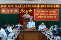 Thủ tướng Nguyễn Xuân Phúc phát biểu kết luận tại buổi làm việc. (Ảnh: Thống Nhất/TTXVN)