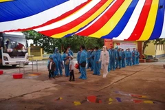 Trung đoàn 126 tiếp nhận cách ly tập trung đối với các trường hợp trở về từ nước ngoài. (Ảnh: Đinh Tuấn/TTXVN)