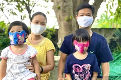 Vợ chồng trẻ Đặng Văn Nghĩa và Trần Lan Hương. (Nguồn: quangbinh.gov) 