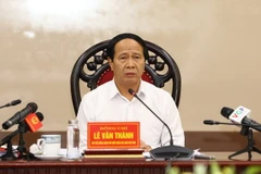 Phó Thủ tướng Lê Văn Thành chủ trì Hội nghị trực tuyến triển khai thực hiện các dự án xây dựng đường bộ cao tốc trên tuyến Bắc-Nam phía Đông, tại điểm cầu Ninh Bình. (Ảnh: Huy Hùng/TTXVN)