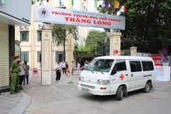 Diễn tập điểm tại trường THPT Thăng Long là cơ sở để rà soát, đánh giá, rút kinh nghiệm công tác chuẩn bị phục vụ kỳ thi tốt nghiệp THPT năm 2021 trên địa bàn quận Hai Bà Trưng. (Ảnh: Thanh Tùng/TTXVN)