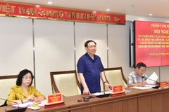 Bí thư Thành ủy Hà Nội Vương Đình Huệ chủ trì hội nghị. (Nguồn: hanoimoi.com.vn)