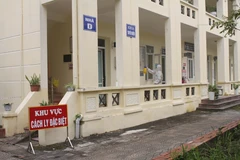 Khu vực cách ly tại Trung tâm Y tế huyện Hoa Lư, tỉnh Ninh Bình. (Ảnh: Thùy Dung/TTXVN)