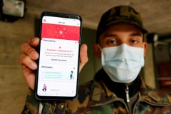 Giao diện một ứng dụng chạy trên nền công nghệ theo dõi tiếp xúc gần COVID-19 bằng giao thức Bluetooth. (Nguồn: Reuters)
