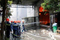 Bình Dương: Kịp thời dập tắt đám cháy tại công ty sản xuất đồ gỗ