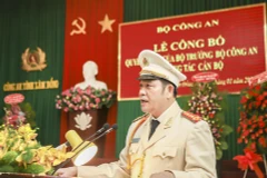 Đại tá Lê Vinh Quy phát biểu khi nhận nhiệm vụ công tác mới, chính thức trở thành Giám đốc Công an tỉnh Lâm Đồng, kể từ ngày 20/1/2020. (Nguồn: congan.com.vn)