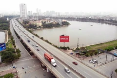 Cửa ngõ phía Nam, đoạn giải đường Giải Phóng và đường Vành đai 3 lượng phương tiện giao thông giảm rõ rệt. (Ảnh: Danh Lam/TTXVN)