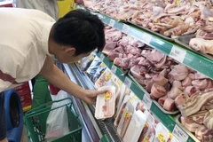 Thị trường Thành phố Hồ Chí Minh đa dạng sản phẩm thịt lợn từ chủng loại đến số lượng. (Ảnh: Mỹ Phương/TTXVN)