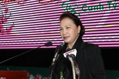 Chủ tịch Quốc hội Nguyễn Thị Kim Ngân phát biểu, chúc Tết Công an tỉnh Đắk Lắk. (Ảnh: Trọng Đức/TTXVN)