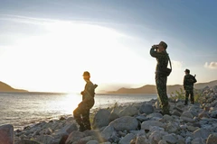 Lực lượng Bộ đội Biên phòng tỉnh Khánh Hoà tổ chức tuần tra biên giới biển nhằm đảm bảo an ninh trật tự trên địa bàn. (Ảnh: Phan Sáu/TTXVN)