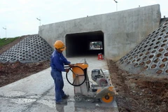 Hoàn thiện hầm chui sau chuyến thị sát của Bộ trưởng Thăng