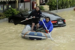  Thời tiết xấu tiếp tục hoành hành ở miền Trung và miền Bắc Italy