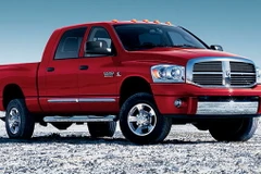 Hãng Chrysler tiếp tục triệu hồi 566.000 xe do lỗi kỹ thuật