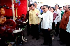 Lào tổ chức lễ hội kỷ niệm 448 năm xây dựng Tháp That Luang