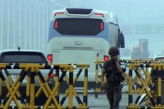 Đoàn doanh nhân Hàn Quốc thăm Khu công nghiệp Kaesong