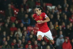 Manchester United mua Falcao về để "làm nóng" phòng y tế?