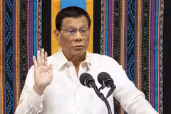 Cựu Tổng thống Philippines Rodrigo Duterte phát biểu tại thủ đô Manila. (Ảnh: AFP/TTXVN)