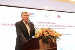 Ông Alain Cany, Chủ tịch EuroCham phát biểu tại hội nghị. (Ảnh: Xuân Anh/TTXVN)