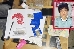 Chung Thị Yến (biệt danh Yến Nội) và các tang vật liên quan.