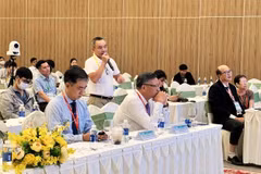 Tương tác, đặt câu hỏi cho các chuyên gia tại Hội thảo. (Ảnh: Ánh Tuyết/TTXVN)