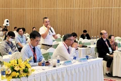 Tương tác, đặt câu hỏi cho các chuyên gia tại Hội thảo. (Ảnh: Ánh Tuyết/TTXVN)
