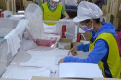 Công nhân dệt may ở Lào. (Nguồn: Knowledge for Development)