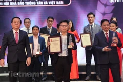 Phóng viên Báo Điện tử VietnamPlus được trao giải A tại Giải Báo chí Quốc gia lần thứ 16 năm 2021. (Ảnh: Hoài Nam/Vietnam+)