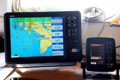 Thiết bị định vị gắn trên tàu khai thác thủy sản. (Ảnh minh họa: Hồng Đạt/TTXVN)