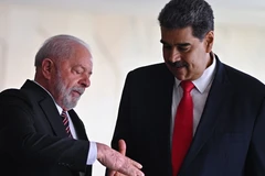 Tổng thống Venezuela Nicolás Maduro (phải) và người đồng cấp Brazil Luiz Inácio Lula da Silva. (Nguồn: EPA)