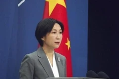 Người phát ngôn Bộ Ngoại giao Trung Quốc Mao Ninh phát biểu tại cuộc họp báo ở Bắc Kinh. (Ảnh: Kyodo/TTXVN)