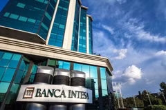 Intesa Sanpaolo là ngân hàng lớn nhất của Italy tính theo tài sản. (Nguồn: Decode39)