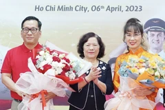 Từ phải sang: Tân Chủ tịch Hội đồng quản trị Vietjet Nguyễn Thị Phương Thảo, bà Nguyễn Thanh Hà, nguyên Chủ tịch HĐQT Vietjet và tân Tổng giám đốc Vietjet Đinh Việt Phương (Ảnh: CTV/Vietnam+)