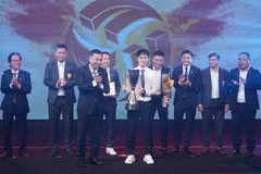 Năm 2024 đánh dấu những chuyển biến tích cực của các Giải Bóng đá chuyên nghiệp Quốc gia Việt Nam cả về chất lượng chuyên môn và hiệu ứng truyền thông. (Ảnh: Việt Anh/Vietnam+)