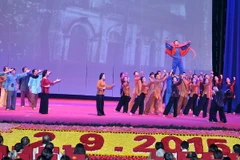 Các tiết mục nghệ thuật trong chương trình. (Ảnh: Trọng Đức/TTXVN)