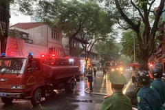 Hiện trường vụ cháy sáng nay tại 247 Tô Hiệu (Dịch Vọng, Cầu Giấy, Hà Nội). (Ảnh: PV/VIetnam+)
