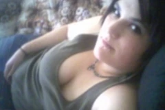 Cặp tình nhân cha con ruột người Mỹ mất quyền nuôi dưỡng con