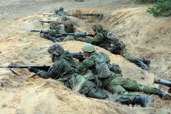 Litva khôi phục chế độ nghĩa vụ quân sự bắt buộc trên toàn quốc